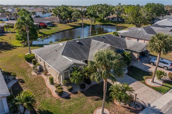 1933 GRAND CYPRESS LANE