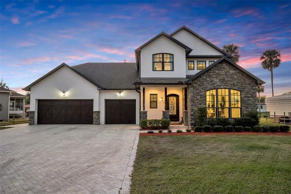 2072 STARBOARD DRIVE