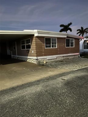 18675 US HIGHWAY 19 N UNIT 142