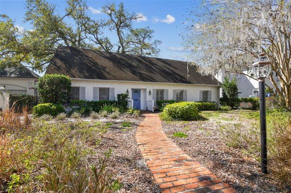 4520 W ROSEMERE ROAD