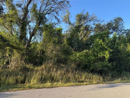 1799 NE VOSS OAKS CIRCLE