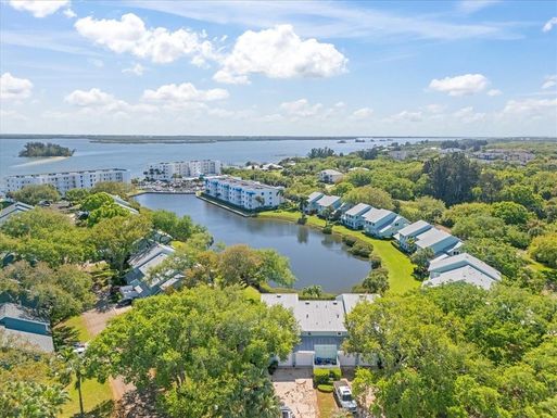 6524 N RIVER RUN DRIVE UNIT 6524