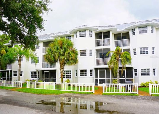2077 WETLAND POINT UNIT 1301
