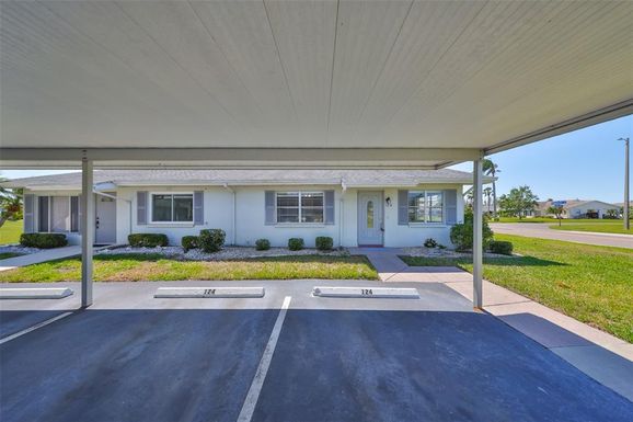 124 GLOUCESTER BOULEVARD UNIT 355J