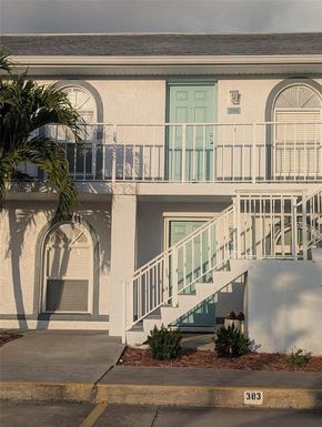 308 STEPHEN DRIVE UNIT 8