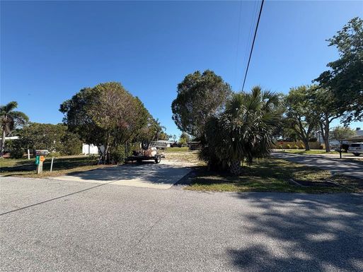 2104 INNER CASS CIRCLE