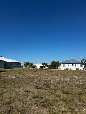 1244 RIDING ROCKS LANE