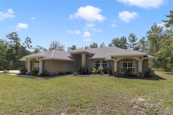 3211 HIDDEN CREST LANE