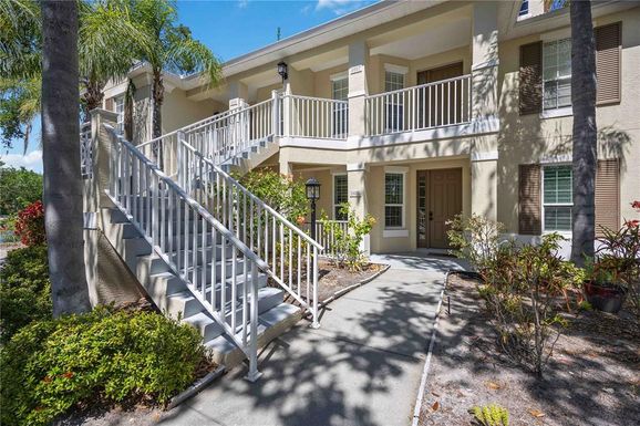 5605 KEY LARGO COURT UNIT 5605