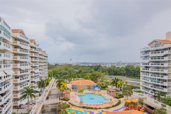 9546 DIAZ WAY STREET UNIT 813