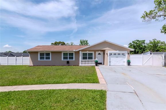 10705 KNOLLSWAY COURT