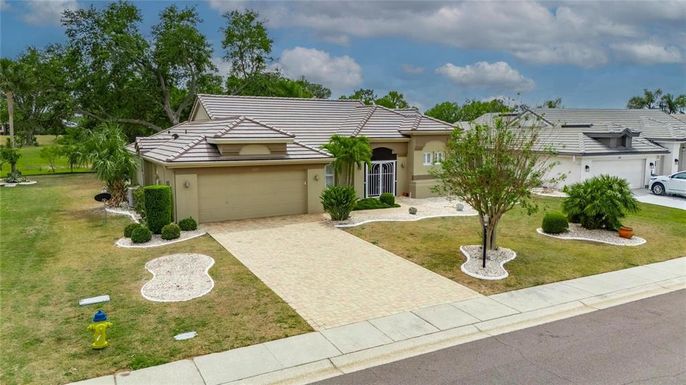 2215 NEW BEDFORD DRIVE