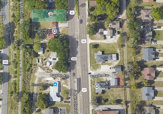 865 S LAKE SHORE WAY