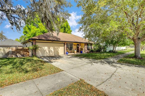 3164 CROWN HAVEN STREET