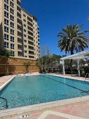 375 EMERSON PLAZA UNIT 612