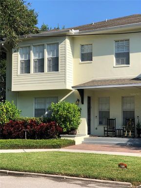 2305 W WATROUS AVENUE