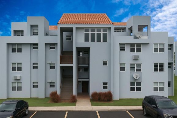 SAN JOSE ST. COND. PARAISO DEL ATLANTICO APT. PH 7113