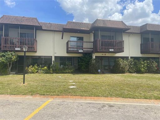 3361 RAMBLEWOOD DRIVE N