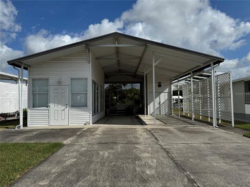 35207 CONDOMINIUM BOULEVARD Lot 52