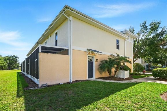 1999 GRAND OAK DRIVE