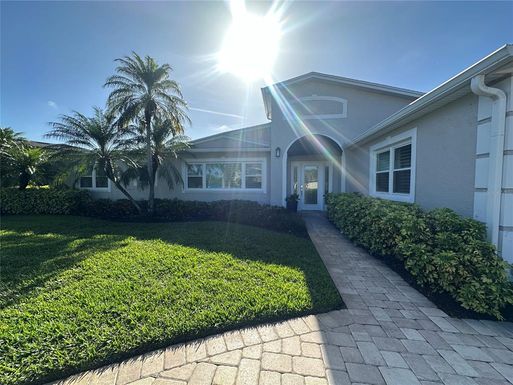 1762 FAIRVIEW SHORES DRIVE