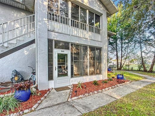 949 SE MAYO DRIVE UNIT 105