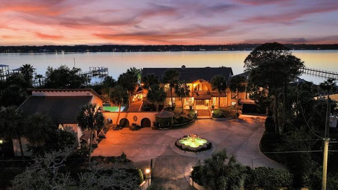 1010 JOHN ANDERSON DRIVE