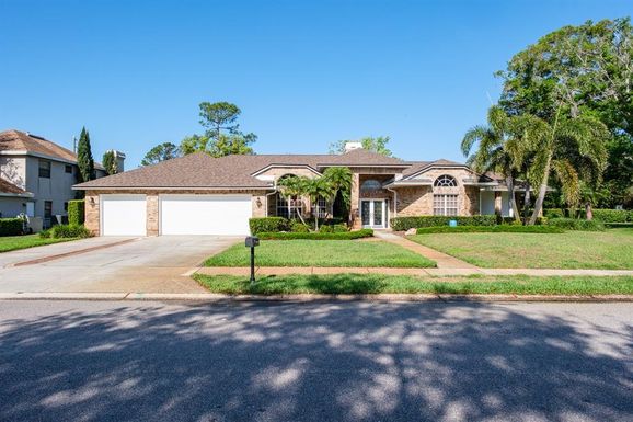 2990 EAGLE ESTATES CIRCLE W