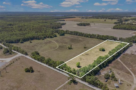 868 SW FRY AVENUE UNIT 1