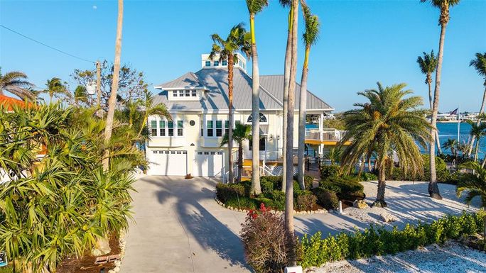 924 CASEY COVE DRIVE