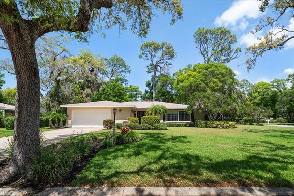 1431 NORMANDY LANE