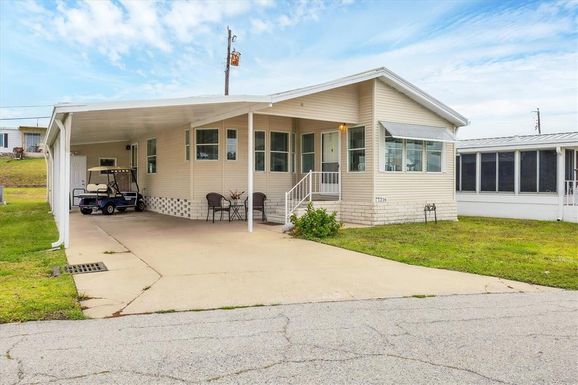 1216 41ST AVENUE DRIVE E