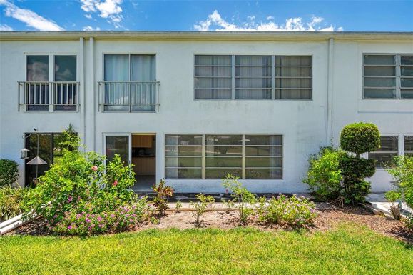 1655 S HIGHLAND AVENUE UNIT D140