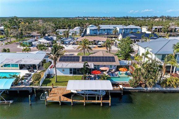 10211 SANDPIPER ROAD E