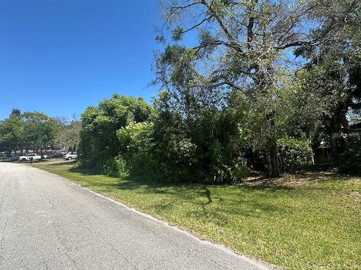 1669 MONTAGUE STREET