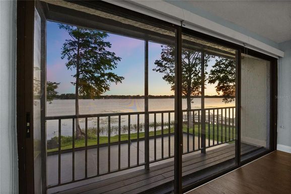 640 KILLARNEY BAY COURT UNIT 4