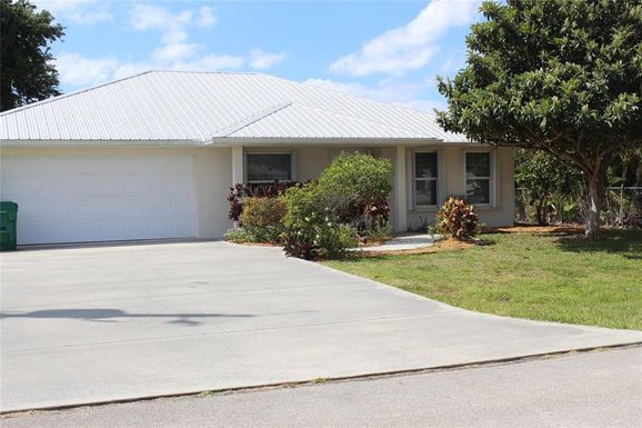 2422 SE 33RD STREET