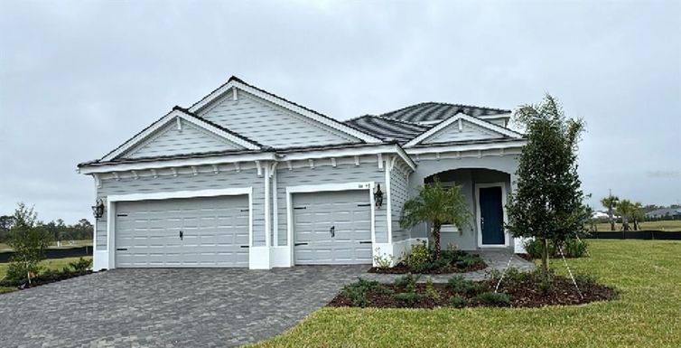 10045 CRYSTAL ISLE CIR