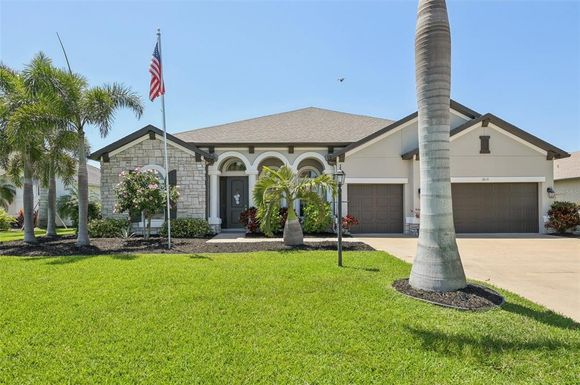 1819 151ST TERRACE E