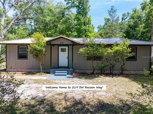 219 SW RACCOON WAY