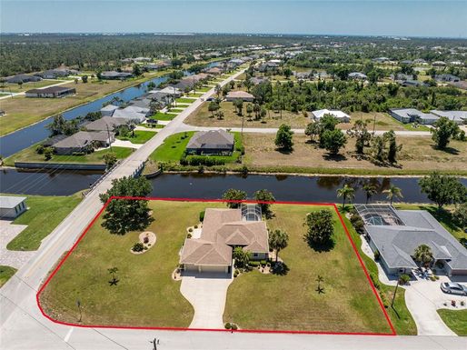 4 PINE VALLEY LANE