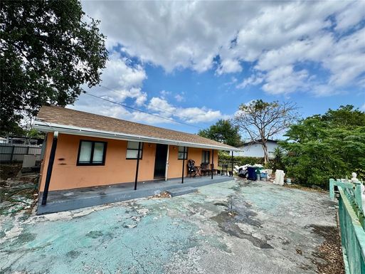 2467 NW 103RD STREET