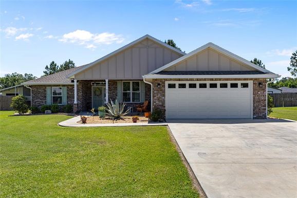 830 SW CHESTERFIELD CIRCLE