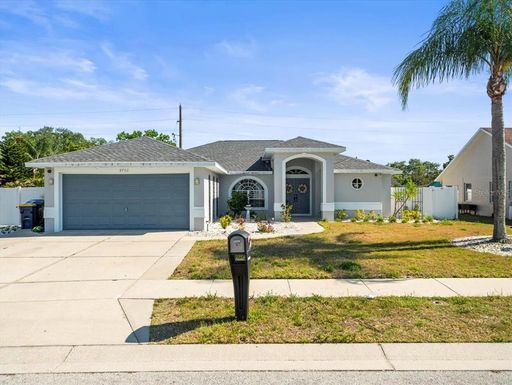 8702 PINAFORE DRIVE