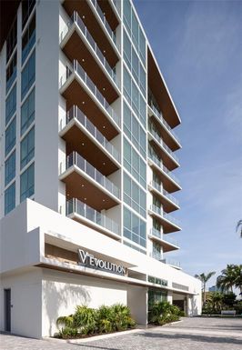 111 GOLDEN GATE POINT UNIT 702