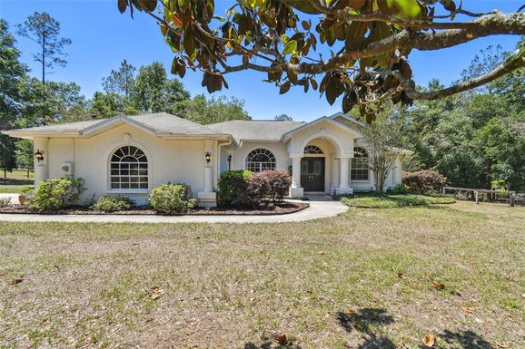 17835 PINE KNOLL DRIVE