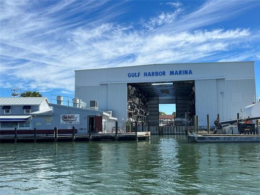 100 CIRCUIT ROAD UNIT N43