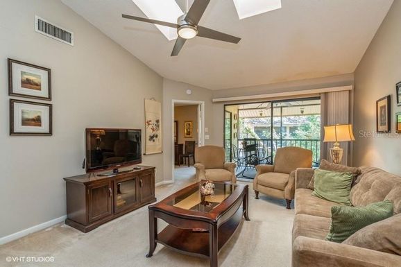 15075 PARKSIDE DRIVE UNIT 201