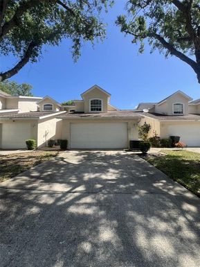 539 LAKE BRIDGE DRIVE