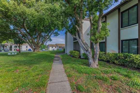 2631 PINE RIDGE WAY S UNIT D1